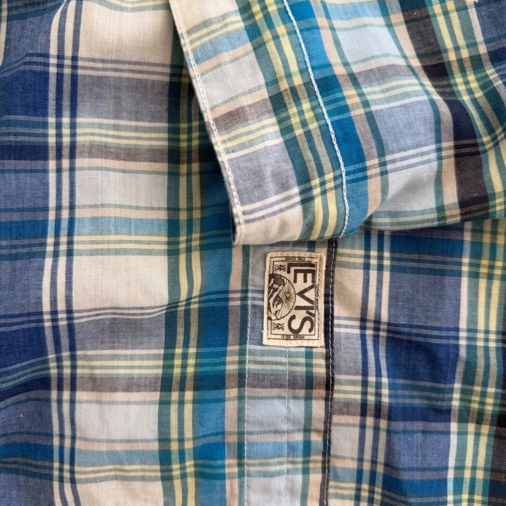Levi's Plaid Button-Up Shirt Blue Yellow Long Sleeve Casual Men's Size Medium